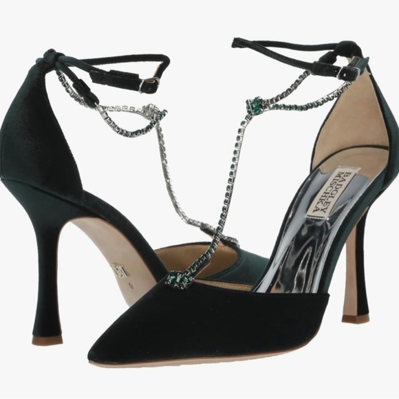 Badgley Mischka Women's Zayna Pump - Picture 6 of 10